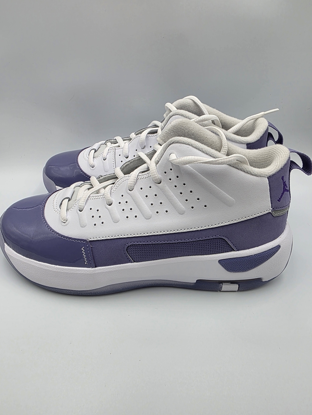 Jordan Max Aura 7 (GS) Size 6Y/7½ Women